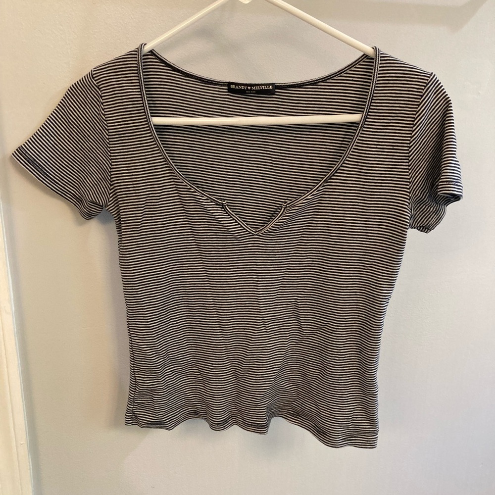 Brandy Melville navy and white cropped T-shirt 100% cotton one size
